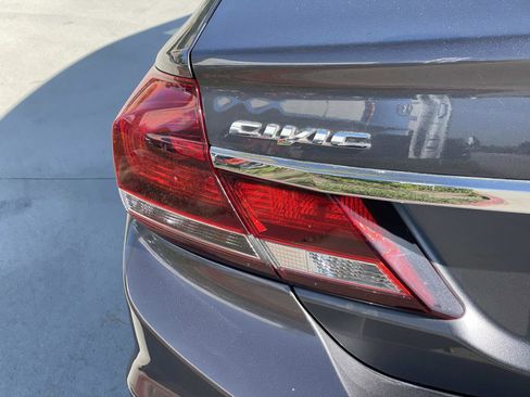 Used 2015 Honda Civic LX image 22