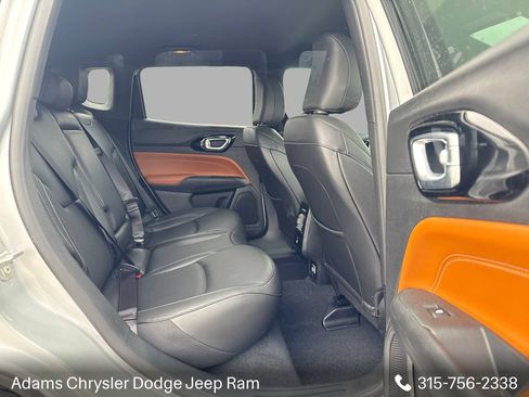 Used 2025 Jeep Compass Limited w/ Elite Group AWD/4WD image 12