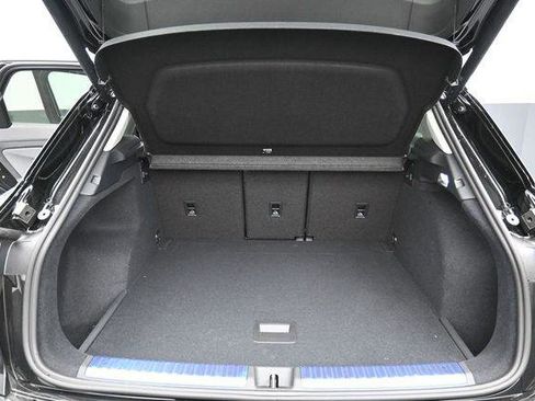 New 2026 Audi Q3 quattro 2.0T AWD/4WD image 12