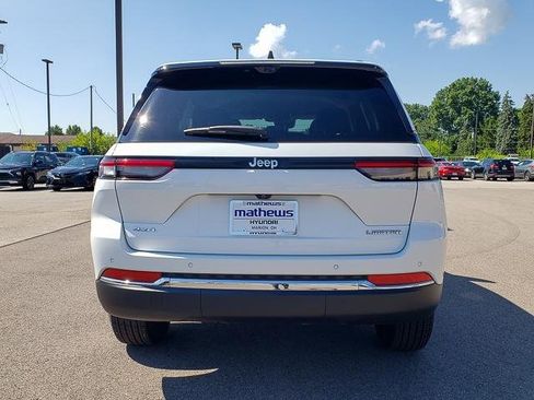 Used 2024 Jeep Grand Cherokee Limited w/ Luxury Tech Group II image 6