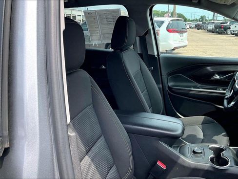 Used 2024 GMC Terrain SLE AWD/4WD image 7