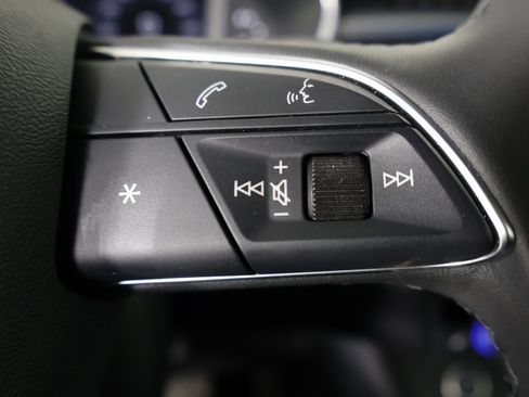 Certified 2025 Audi Q3 2.0T Premium w/ Convenience Package image 32