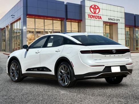 New 2026 Toyota Crown AWD/4WD image 4