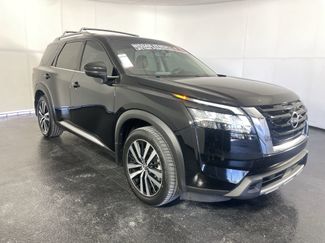 Certified 2024 Nissan Pathfinder Platinum w/ Cargo Package video 2