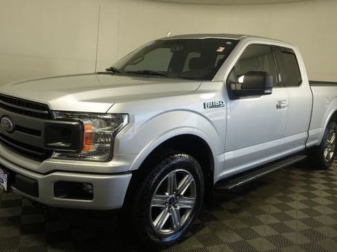 Used 2018 Ford F150 XLT w/ Equipment Group 302A Luxury AWD/4WD image 7