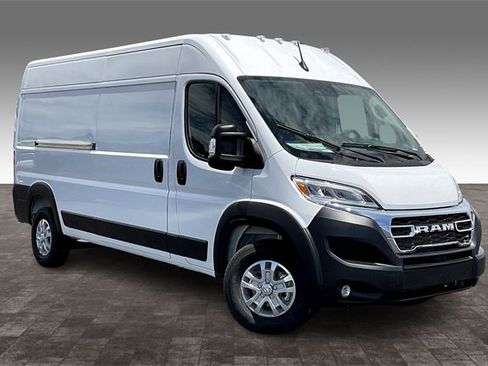 New 2025 RAM ProMaster 2500 w/ Quick Order Package 22G SLT image 2