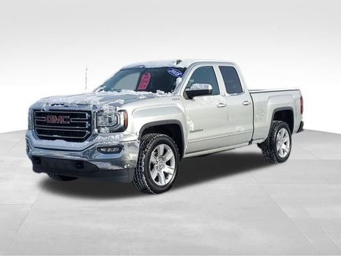 Used 2018 GMC Sierra 1500 SLE w/ SLE Value Package image 1