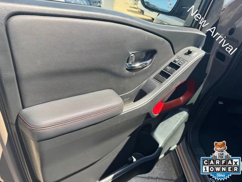 Used 2023 Nissan Frontier PRO-4X w/ Pro Convenience Package image 6