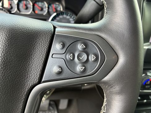Used 2015 Chevrolet Silverado 2500 LTZ AWD/4WD image 29