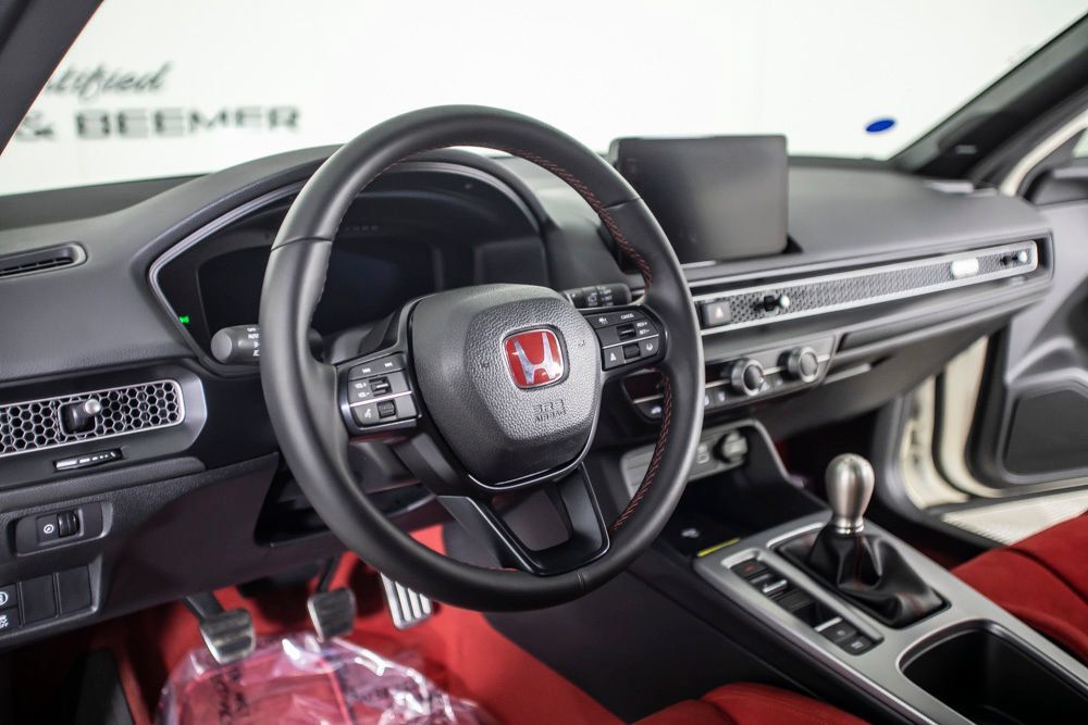 Used 2025 Honda Civic Type R image 23