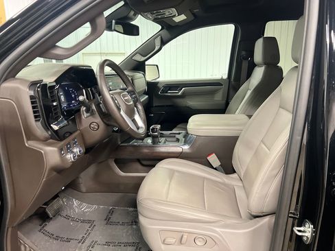 Certified 2024 GMC Sierra 1500 SLT w/ SLT Premium Plus Package AWD/4WD image 13