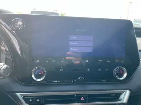 Used 2024 Lexus RX 350 AWD w/ Convenience Package image 9