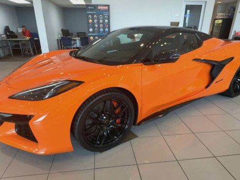 Used 2023 Chevrolet Corvette Z06 image 4