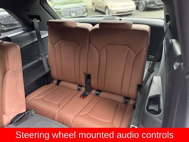 Used 2023 Audi Q7 3.0T Premium w/ Convenience Package AWD/4WD image 32