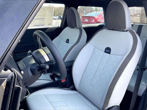 New 2026 MINI Cooper 2-Door Hardtop FWD image 7