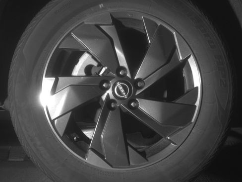 Used 2025 Nissan Rogue SV AWD/4WD image 15