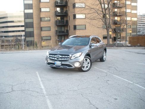 Used 2019 Mercedes-Benz GLA 250 4MATIC image 14