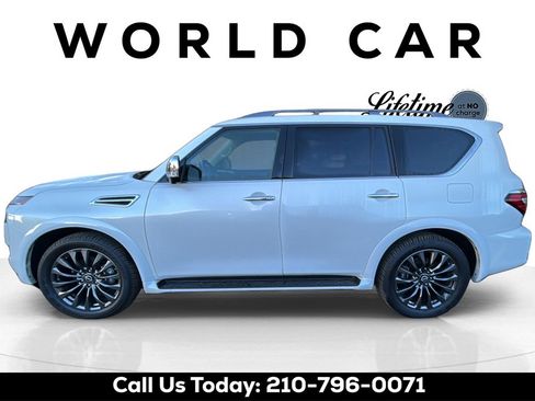 Used 2024 Nissan Armada Platinum w/ Captain's Chairs Package image 12