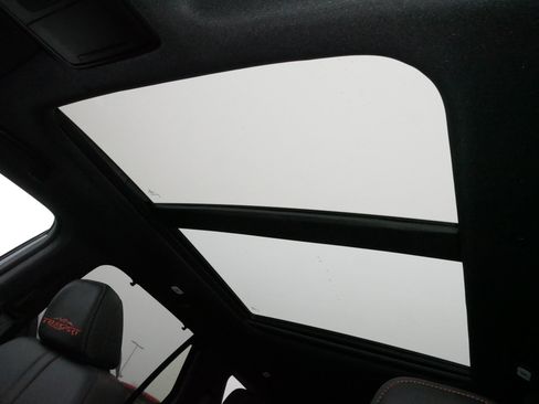 Certified 2025 Honda Pilot TrailSport image 36