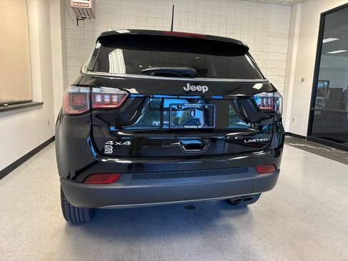 Used 2022 Jeep Compass Limited AWD/4WD image 39