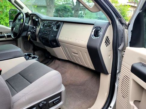 Used 2009 Ford F250 XL image 14