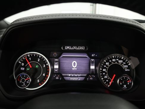 Used 2022 RAM 2500 Laramie AWD/4WD image 11