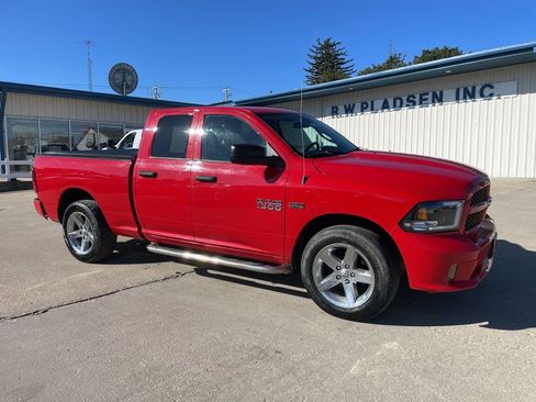 Used 2017 RAM 1500 Express image 18