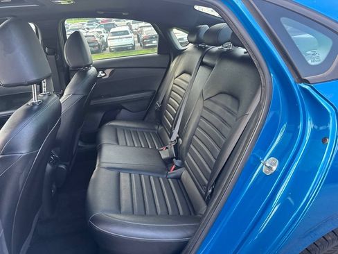 Used 2022 Kia Forte GT-Line w/ GT-Line Premium Package FWD image 9