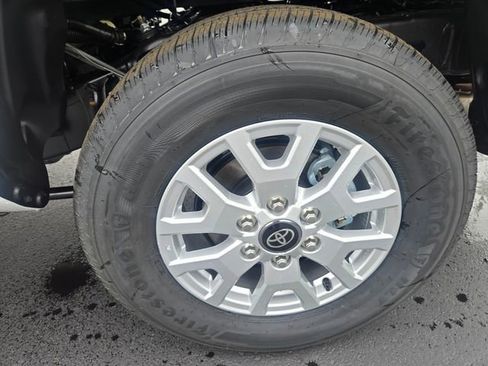 New 2025 Toyota Tacoma SR5 image 7