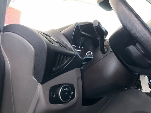 Used 2020 Ford Transit Connect XL image 27