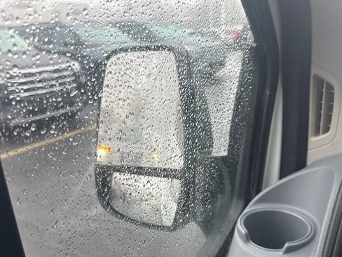 Used 2015 Ford Transit 250 130 Low Roof w/ Exterior Upgrade Package image 27