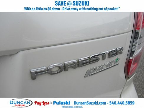 Used 2015 Subaru Forester 2.5i w/ Alloy Wheel Package image 4