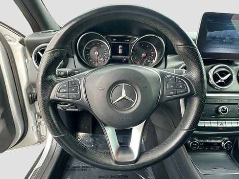 Used 2019 Mercedes-Benz GLA 250 GLA 250 image 11