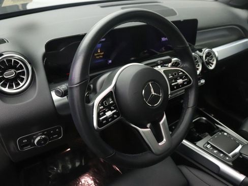 Certified 2023 Mercedes-Benz GLB 250 image 17