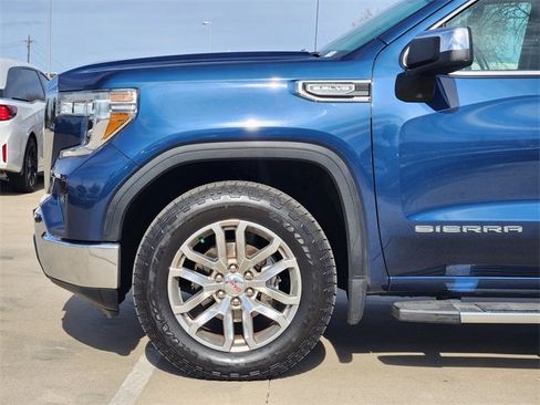 Used 2019 GMC Sierra 1500 SLE w/ SLE Value Package image 8