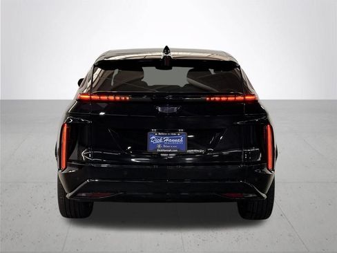 Used 2024 Cadillac Lyriq Sport RWD image 11