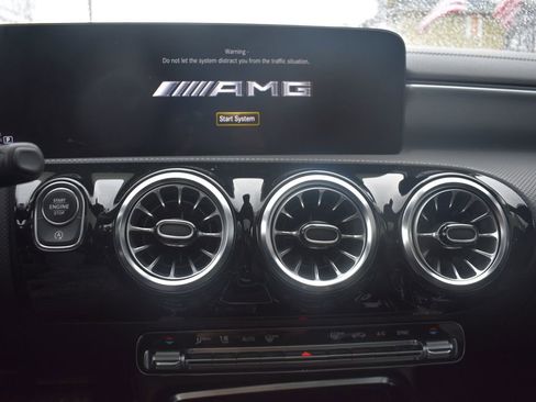 Used 2023 Mercedes-Benz CLA 35 AMG 4MATIC image 18