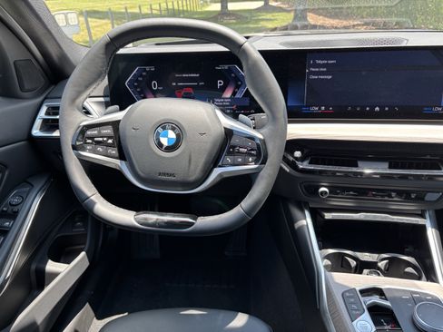 Used 2025 BMW 330i Sedan RWD image 30