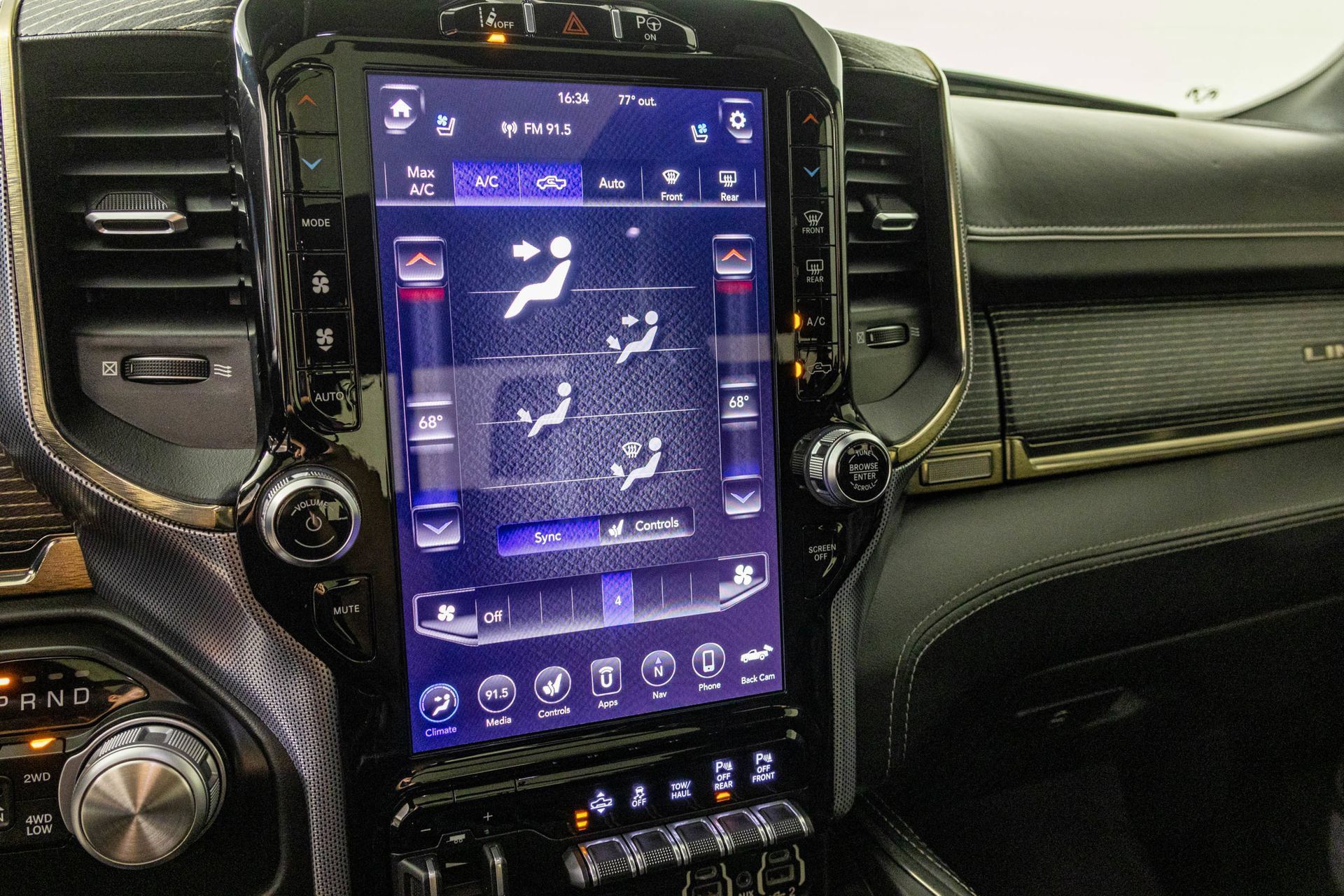 Used 2019 RAM 1500 Limited w/ Advanced Safety Group AWD/4WD image 30