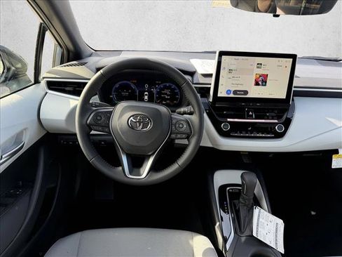 New 2026 Toyota Corolla SE image 8
