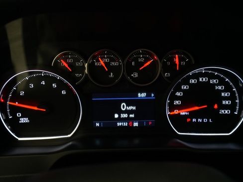 Used 2019 Chevrolet Silverado 1500 LT w/ Convenience Package image 2