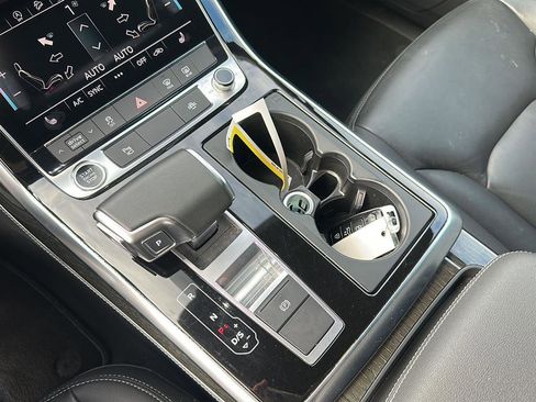 Used 2025 Audi Q7 3.0T Premium Plus image 21