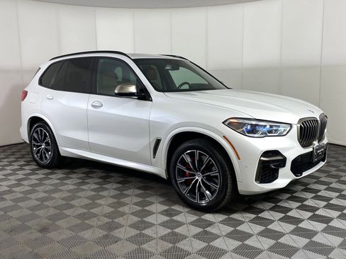 Used 2023 BMW X5 M50i w/ Executive Package image 7