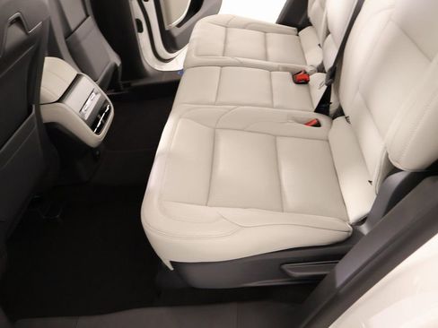 New 2026 Lincoln Nautilus Premier w/ Equipment Group 102A AWD/4WD image 12