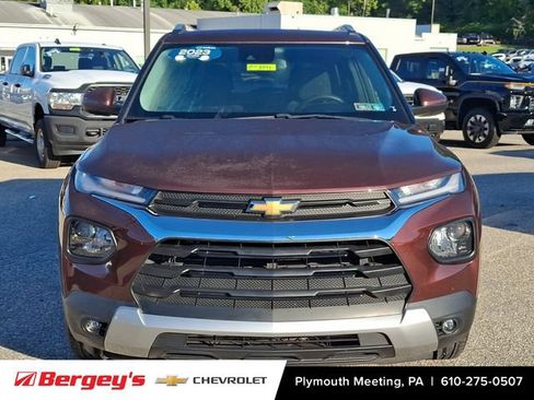 Certified 2023 Chevrolet TrailBlazer LT w/ Convenience Package FWD image 3