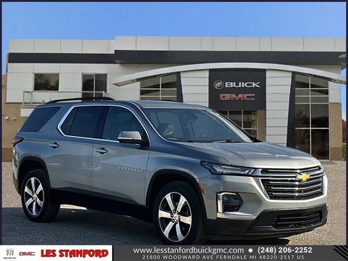 Certified 2023 Chevrolet Traverse LT w/ LT Premium Package image 8