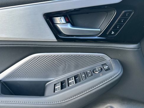 New 2026 Acura MDX SH-AWD image 11