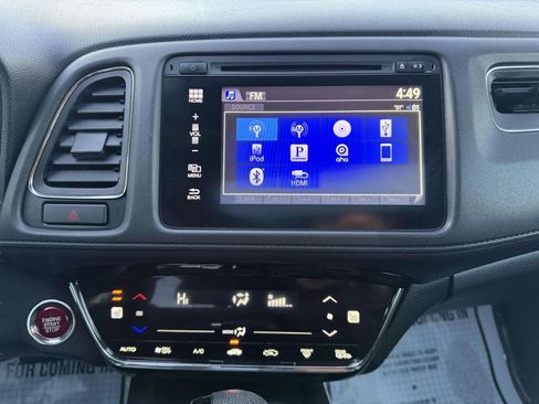 Used 2017 Honda HR-V EX image 31