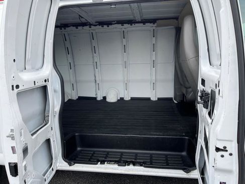 Used 2021 Chevrolet Express 2500 Extended w/ Driver Convenience Package image 11