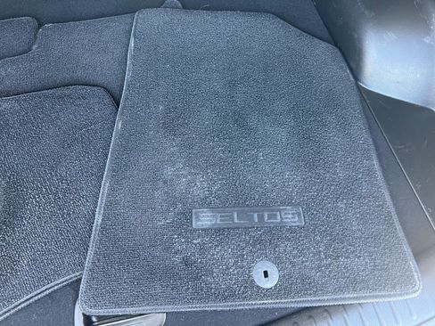 Certified 2023 Kia Seltos Nightfall Edition image 12